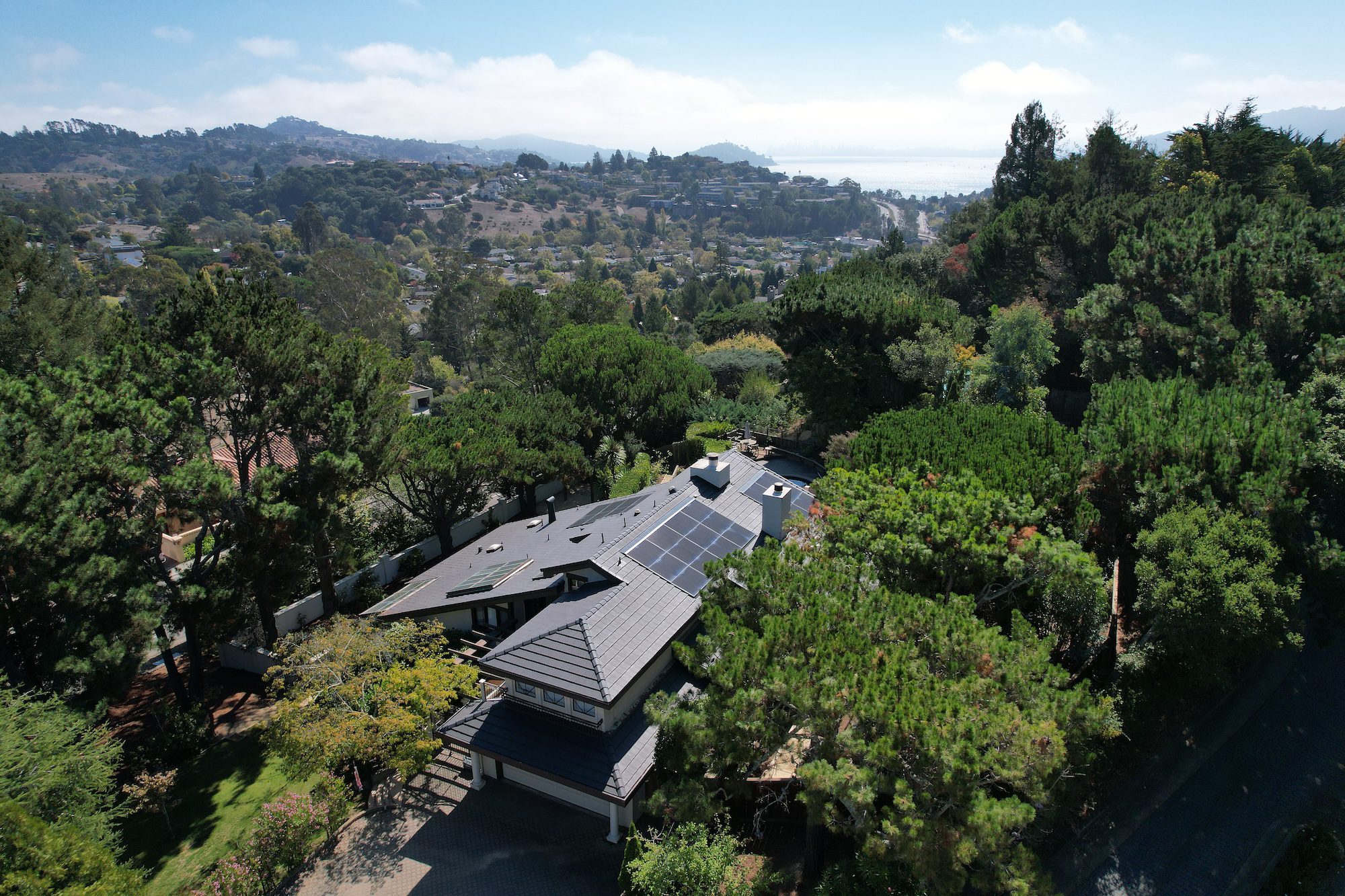 Tiburon Tile Solar Roof